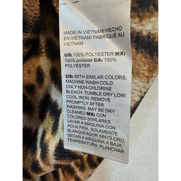 Chicos Womens Sleeveless Going Out Cami Top Blouse Size 12/14 Leopard Print - Picture 3 of 11